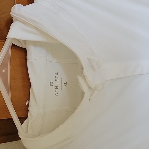 Athleta top - Picture 2 of 3
